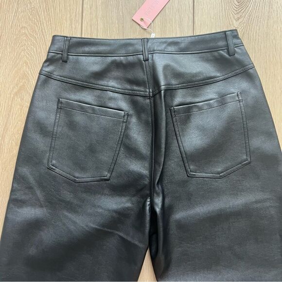 Beige Botany NWT Fall 23 Faux Leather Pants Size Large Miss Lola Boutique - Picture 11 of 14